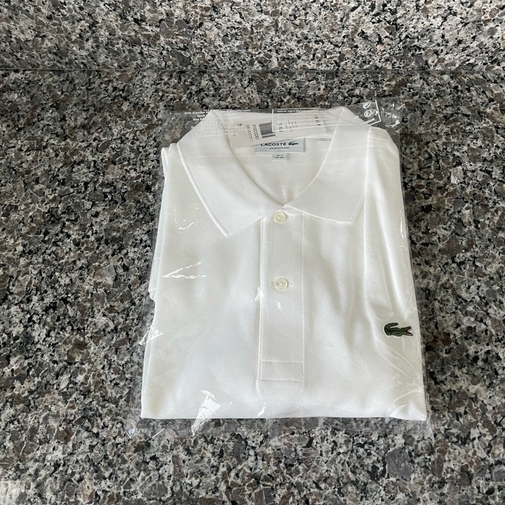 NWT Lacoste classic fit polo